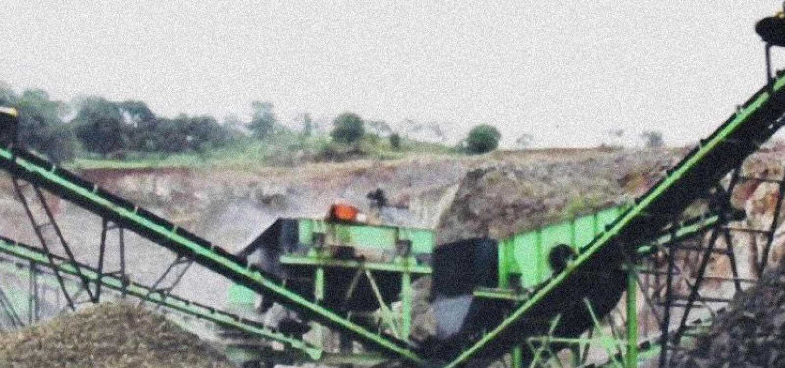 Conveyor di area crusher